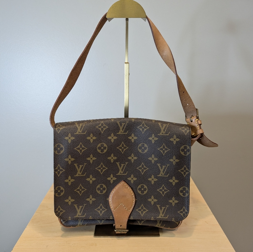 Louis Vuitton Cartouchiere GM